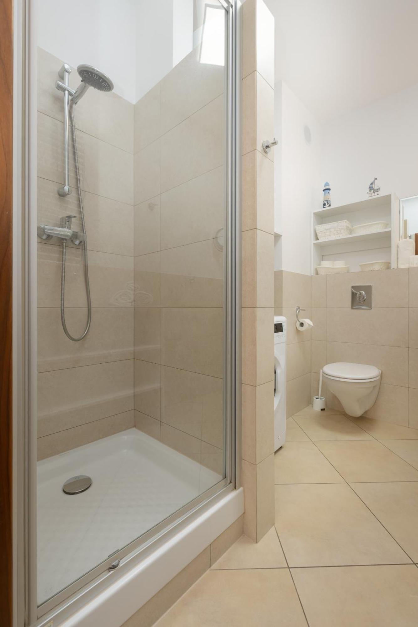 מידזיזדרויה Aquamarina Apartment With Terrace - Close To The Beach - By Renters מראה חיצוני תמונה